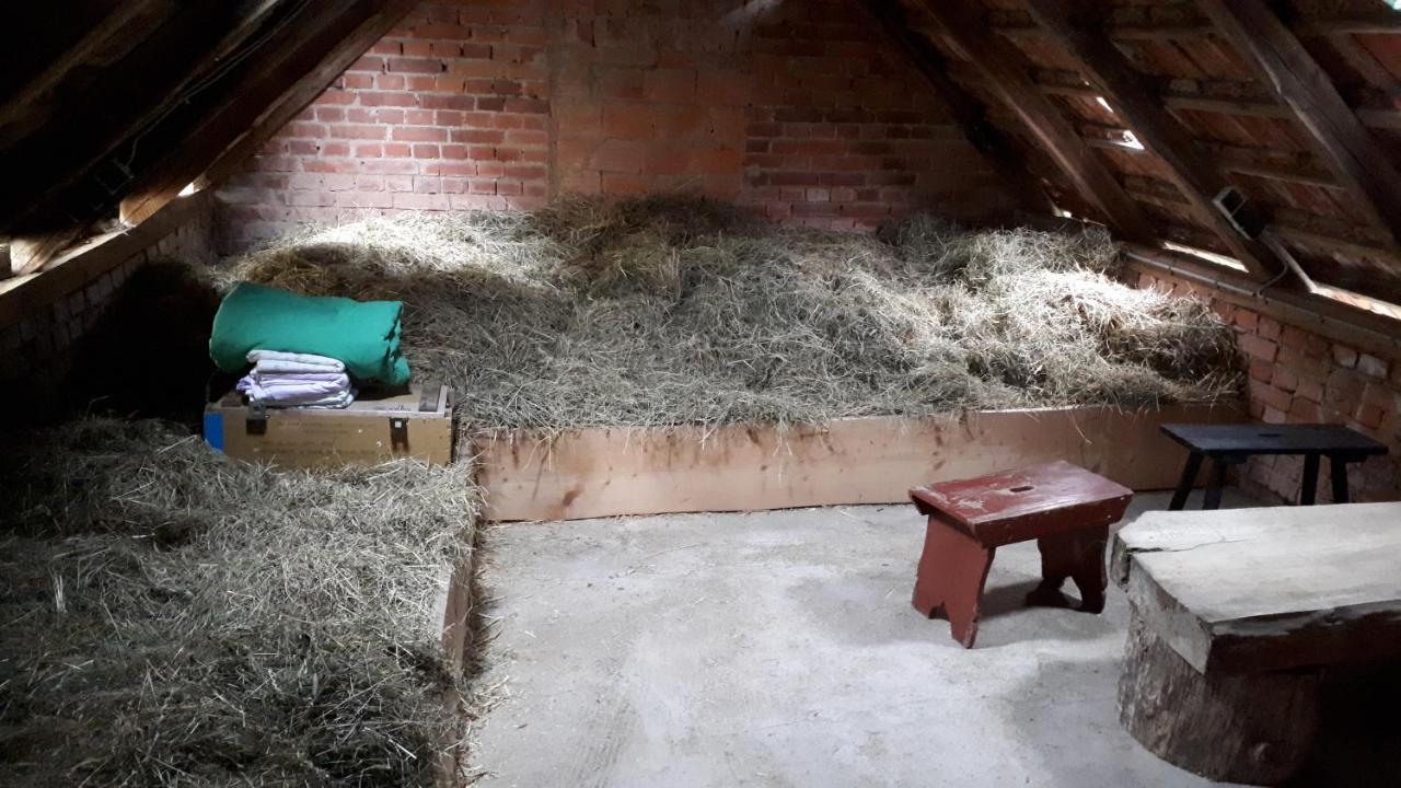 Heuhotel Farm Own Sleeping Bag Free Wifi Hausbreitenbach 外观 照片