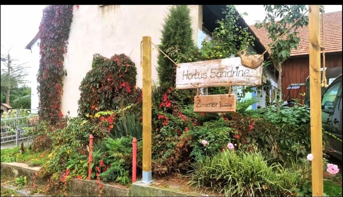 Heuhotel Farm Own Sleeping Bag Free Wifi Hausbreitenbach 外观 照片